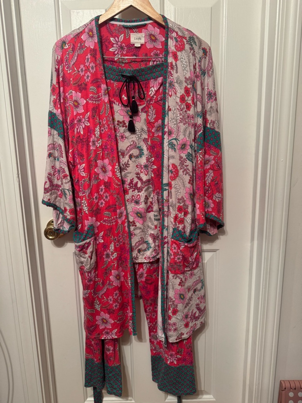 Layla | colorful floral print lounge 3ps Set
Size L/ Xl